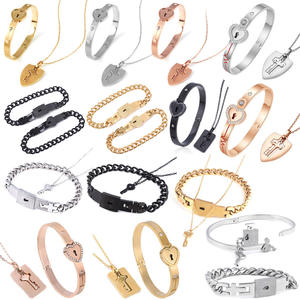 Regalo de San Valentín para Parejas, Candado de Amor, Candado de Proyección, Pulsera con Candado, Collar con Llave - Product Image 1