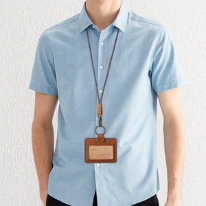 Porte-carte d'identité en cuir Boshiho marron, porte-badge, porte-carte de crédit, cordon de cou élégant pour le bureau, les étudiants et les professionnels - Product Image 6