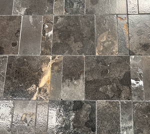 Dalles de pavage en pierre grise Blacklime, découpées à la main, motif aléatoire, design traditionnel épais, résistantes à l'eau, durables, qualité supérieure pour villa - Product Image 4