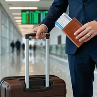 Portefeuille de Voyage de Luxe Premium, Housse de Passeport Blocage RFID, Étui Porte-Cartes de Crédit et d'Identité en Cuir avec Logo Personnalisé