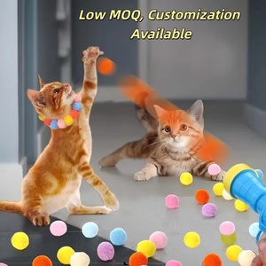 Palla di peluche tiro pistola Mini palline di schiuma Blasters Pet palla di <span class=keywords><strong>lancio</strong></span> giocattoli interattivi per gatti giocattolo che rimbalza palla per animali domestici - Product Image 1