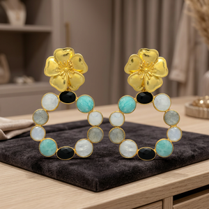Pendientes Colgantes de Latón Hechos a Mano con Ónix, Bañados en Plata, Unisex, Estilo Boho - Product Image 2