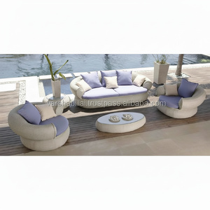 Canapé de 3 places, ensemble d'extérieur en osier et rotin - Product Image 1