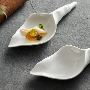 <span class=keywords><strong>Assiette</strong></span> en porcelaine en forme de feuille, sous glaçure, pour hôtel et restaurant, <span class=keywords><strong>couleur</strong></span> <span class=keywords><strong>moutarde</strong></span>, design créatif au vent - Product Image 4