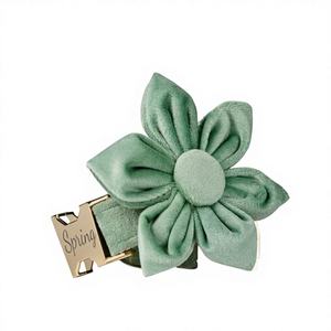 Sagegreen Veet personnaliser collier de chien laisse ensemble fleur arc pour petit moyen grand animal de compagnie, plaque de nom silencieuse gravée, chiot de mariage - Product Image 1