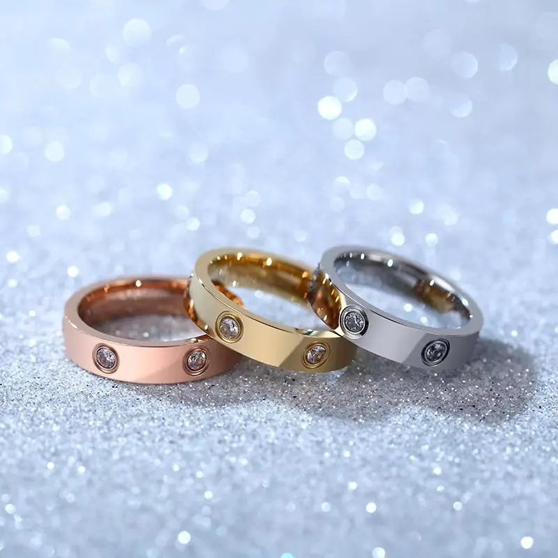 Anillo de acero de titanio a la moda, anillo de pareja de Seis diamantes de acero inoxidable de oro rosa personalizado