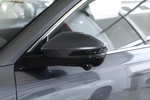Changan UNI-K 2024 Gris, Edición Travel Upgrade 2.0T, SUV Mediano de Lujo a Gasolina, Transmisión Automática, Marca China - Product Image 5