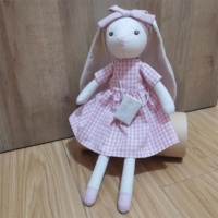 Cadeau de Noël OEM/ODM, tissu en lin très doux, coton PP, lapin en peluche brodé, jouet en peluche lapin aux longues oreilles pour Pâques