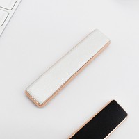 Briquet en fil de tungstène rouge USB, léger et créatif, coupe-vent, petit briquet en métal