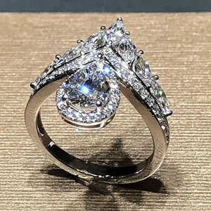 Anillo de Diamantes en Oro Rosa F1433, Corte Pera, Diamante Natural, Anillo de Compromiso para Mujer, Color D, Joyería de Diamantes Blancos - Product Image 4