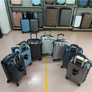 Juego de Maletas Multifuncional, Moderno, Simple y Clásico, de ABS+PC, con Candado TSA, Ruedas Giratorias, Asas de Transporte de Aluminio y Soporte para Botella - Product Image 2