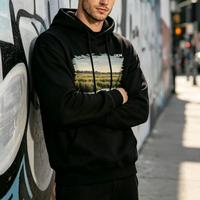 Sweat-shirt en molleton French Terry imprimé sur toute la surface, personnalisé avec un motif noir et blanc, fabriqué avec la technique Direct To Film.
