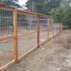 Clôture en fil de poulet galvanisé de 8 pieds de haut bon marché conception de clôture de mur de clôture de ferme d'élevage