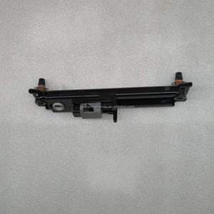 Ajusteur de guide de ceinture de sécurité avant de voiture de vente directe d'usine 13598894 13519683 13577246 13580168 13598893 pour Chevrolet <span class=keywords><strong>Aveo</strong></span> - Product Image 4