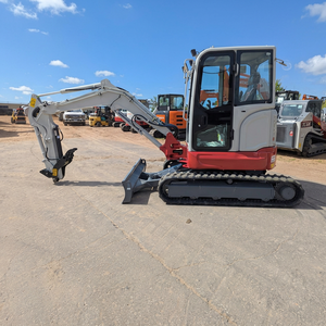 Mini-excavatrice sur chenilles Takeuchi TB335R, 24 CV, capacité de la benne de 3 m, puissance de creusement robuste et durable, travaux routiers, travaux agricoles, construction - Product Image 1