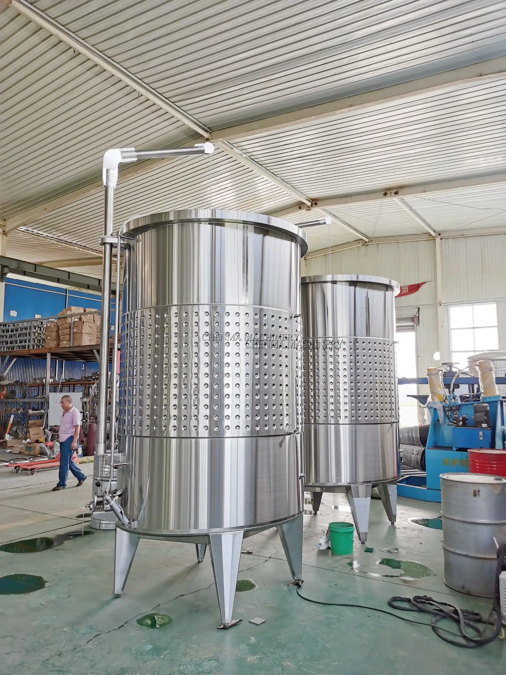 Good quality 2000L Variable Capacity Wine Tank For Winery