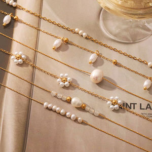 Collar de cuentas de perlas de agua dulce delicadas, joyería para mujer, collar de cadena fina de acero inoxidable chapado en oro de 18 quilates a la moda para mujer - Product Image 1