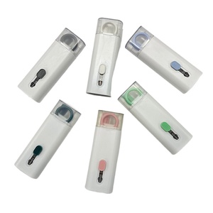 Kit di Pulizia <span class=keywords><strong>per</strong></span> Tastiera Elettronica e Laptop 7-in-1 Multifunzione con Spazzola Morbida Antipolvere, Spugna Floccata, Penna <span class=keywords><strong>per</strong></span> Pulizia AirPod Personalizzata - Product Image 1