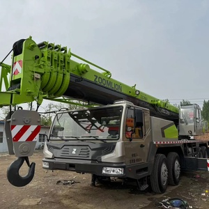 Grúa sobre Camión Zoomlion de 70 Toneladas (45000 kg) Usada para Aplicaciones de Construcción - Product Image 3