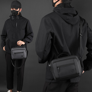 Bolsa de Hombro Personalizada para Hombre, Moderna, Casual, Portátil, Impermeable, de Alta Calidad, con Cierre - Product Image 2