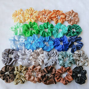 Modeaccessoires voor vrouwen: bulk elastiekjes voor haar, op maat gemaakte effen satijnen haarbanden, groothandel zijden haar scrunchies voor meisjes - Product Image 5