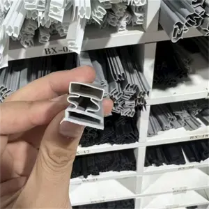 Fabrikant Huishoudelijke Koelkast Deur Afdichting Magnetische Afdichting Strip Milieuvriendelijke Sterke Magnetische Kleefstrip