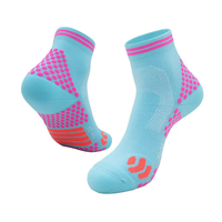 Chaussettes de course à la mode Jacquard rembourré Crew High Cycling Basketball Trail Chaussettes de compression