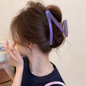 Fermagli per Capelli Qianjin di Alta Qualità, Design a Z con Effetto Arcobaleno Laser, Ecologici per Uso Quotidiano, Vendita all'Ingrosso - Product Image 1