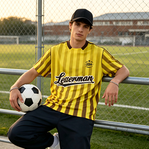 Camiseta de Fútbol Retro Americana Personalizada ODM, Transpirable, con Estampado por Sublimación, Logotipo Personalizado, Venta al Por Mayor para Hombre - Product Image 2
