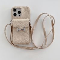 Étui de téléphone élégant et tendance en cuir avec porte-cartes multiples et bandoulière pour iPhone 17 Pro Max et iPhone 18 Pro