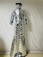 Costume de robot marcheur sur échasses avec miroir LED, vêtements de danse, casque miroir, vente chaude en usine, costumes de spectacle