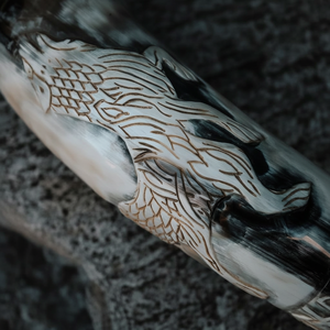 Cornes à boire artisanales en corne de buffle, écologiques, décoration moderne pour la maison, inspirées des légendes, esprits audacieux, intemporelles - Product Image 1