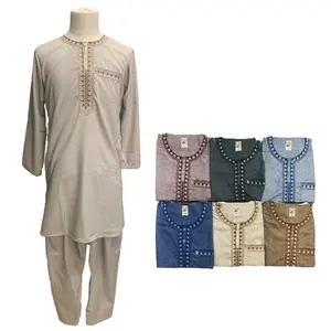 Yiwu Muqian Trading Firm Fresh and simple style robe set Middle East Arab Dubai Muslim men's clothing Islamic prayer dress