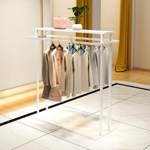 Espositore a Doppia Fila con Tubi Quadrati, Stile Moderno per Negozi di Abbigliamento, Appendiabiti da Terra per Negozi di Abbigliamento Maschile e Femminile, Produzione Diretta - Product Image 4