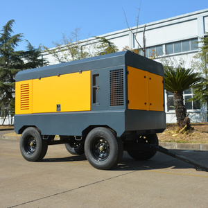 Compresseur d'air portable à vis, refroidi par eau, haute pression 18 bars 261 psi, 650 CFM, 18 m³/min, avec <span class=keywords><strong>moteur</strong></span> diesel pour le terrassement au Pérou - Product Image 2
