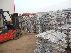 99.9% Purity Zinc <b>Ingots</b> with Shiny Surface 20kg Standard Size Ready for Export From Warehouse Stock - Product Image 4