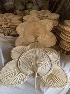 พัดใบไผ่เวียดนาม ทำจากหญ้าธรรมชาติ เป็นมิตรกับสิ่งแวดล้อม รูปทรงวงรี ทำด้วยมือ ตกแต่งงานแต่งงานและเป็นของขวัญทันสมัย ปรับแต่งขนาดได้ - Product Image 6