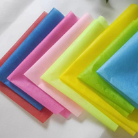 Papier peint PET résistant aux hautes températures, résistant au vieillissement, tissu non tissé PET spun-bonded haute résistance pour l'impression