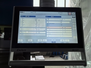 Presse plieuse hydraulique entièrement automatique 600T 6000mm DELME DA53TX CNC de haute qualité pour l'acier inoxydable et l'aluminium - Product Image 2