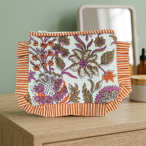Funda para Libros Casual a Rayas de Tela de Algodón Vibrante en Naranja y Morado |   Funda para agenda con cremallera tamaño pequeño, marca PNM Overseas - Product Image 2