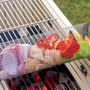 Panier <span class=keywords><strong>de</strong></span> cuisson cylindrique portable <span class=keywords><strong>en</strong></span> acier inoxydable avec poignée <span class=keywords><strong>en</strong></span> <span class=keywords><strong>bois</strong></span> pour barbecue extérieur – Vente chaude - Product Image 4