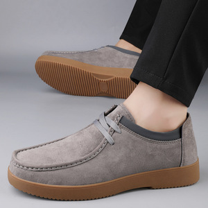 Scarpe da Guida Casual da Uomo in Camoscio Grigio Tinta Unita, Morbide, Traspiranti, Leggere, Antiscivolo, Versatili, con Lacci e Punta Tonda, Ideali per la Primavera - Product Image 4