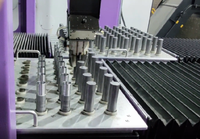 Ligne de robots portiques entièrement automatiques MG clé en main, capacité de 50 pièces/heure, puissance personnalisable (3-15 KW), fonctionnement 24/7 sans surveillance humaine, PLC
