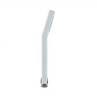 Pomme de douche rectangulaire intégrée de style industriel minimaliste, à lignes lisses, de qualité supérieure, avec un design économiseur d'eau pour appartement