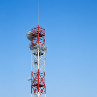 Tour de télécommunication Shenghong pour la transmission de signal 5G/4G en extérieur, norme TIA-222-G/ANSI, durée de vie supérieure à 50 ans