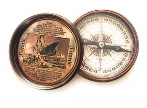 Brújula de latón antiguo Titanic náutico, brújula de navegación, el mejor regalo para sus amigos y familiares - Product Image 2