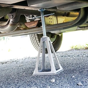 Elevador de Aluminio con Soporte Triangular, Paquete de 4, para Coche y RV, Actuador Manual de Elevación, Plateado - Product Image 1