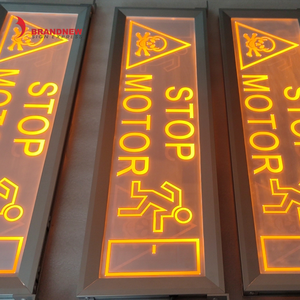 BRANDNEWSIGN produttore segnaletica <span class=keywords><strong>di</strong></span> uscita antincendio personalizzata fornitura <span class=keywords><strong>di</strong></span> fabbrica impermeabile piastra acrilica <span class=keywords><strong>di</strong></span> emergenza LED appeso cartello della piastra <span class=keywords><strong>di</strong></span> uscita - Product Image 1