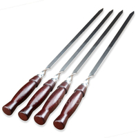 Ensemble de 6 brochettes de barbecue en acier inoxydable 430 de 23,6 pouces avec long manche en bois, fourchettes à kebab, ensemble de brochettes pour grillades