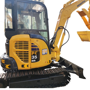 รถขุดขนาดเล็ก Komatsu PC35 มือสอง น้ำหนัก 1.7 ตัน ใช้งานน้อย เหมาะสำหรับงานฟาร์ม - Product Image 2